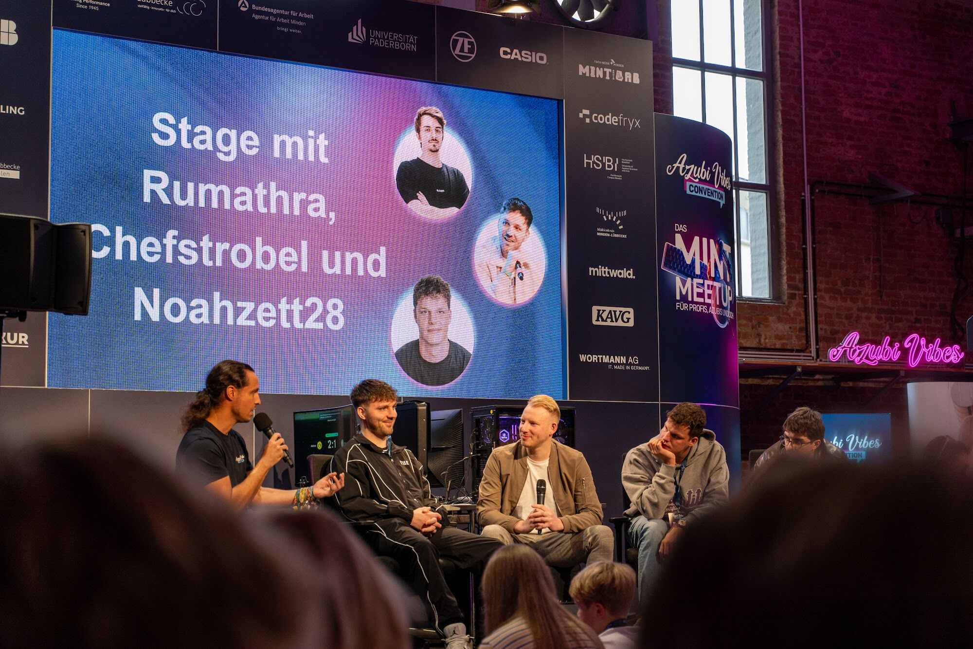 Bühnenprogramm mit Rumathra, Chefstrobel und Noahzett28